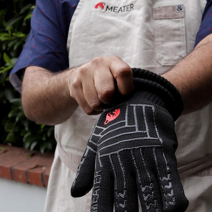 MEATER Mitts - Putting On.jpg